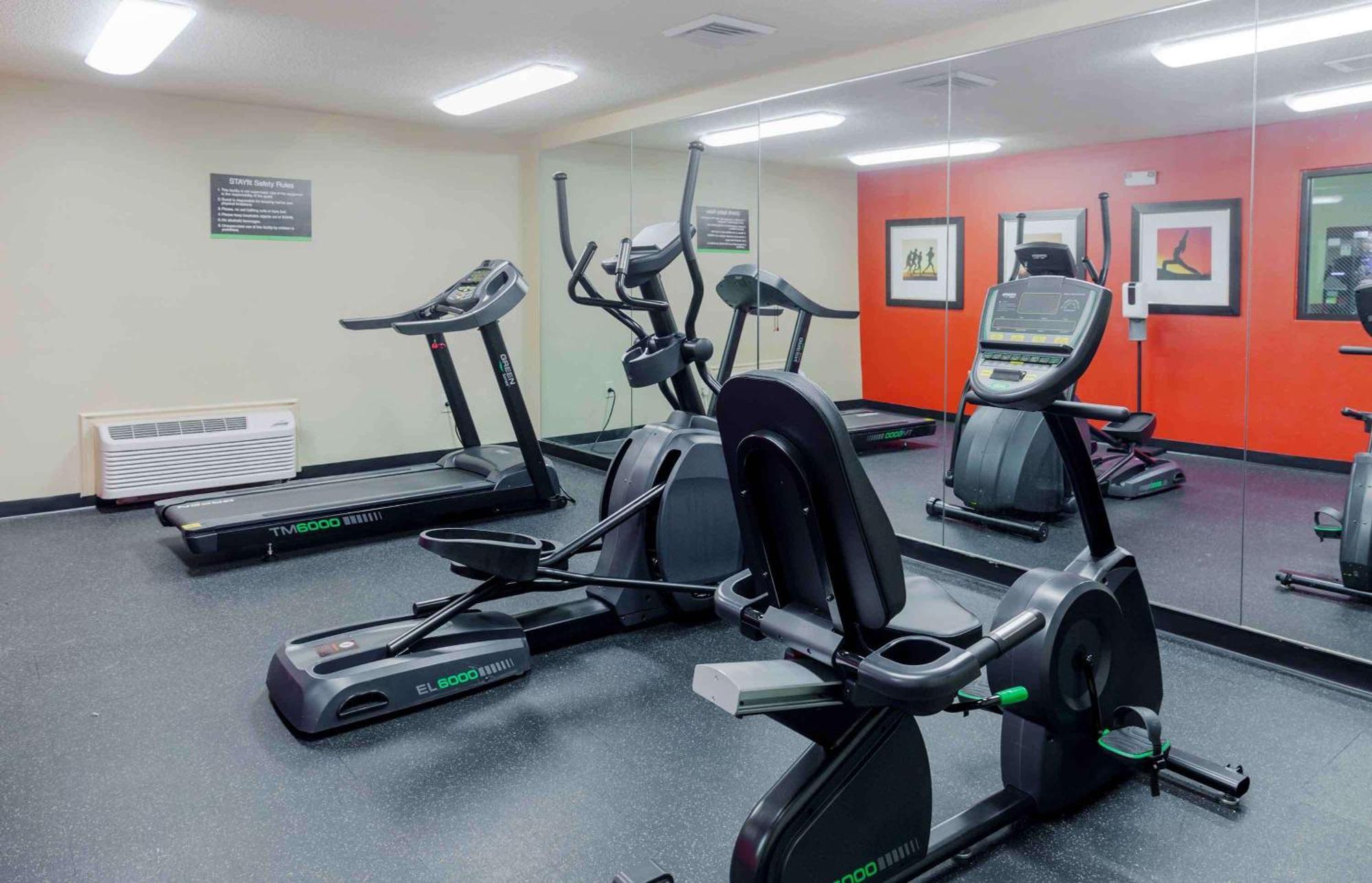Extended Stay America Select Suites - Raleigh - Rtp - 4610 Miami Blvd Дърам Екстериор снимка
