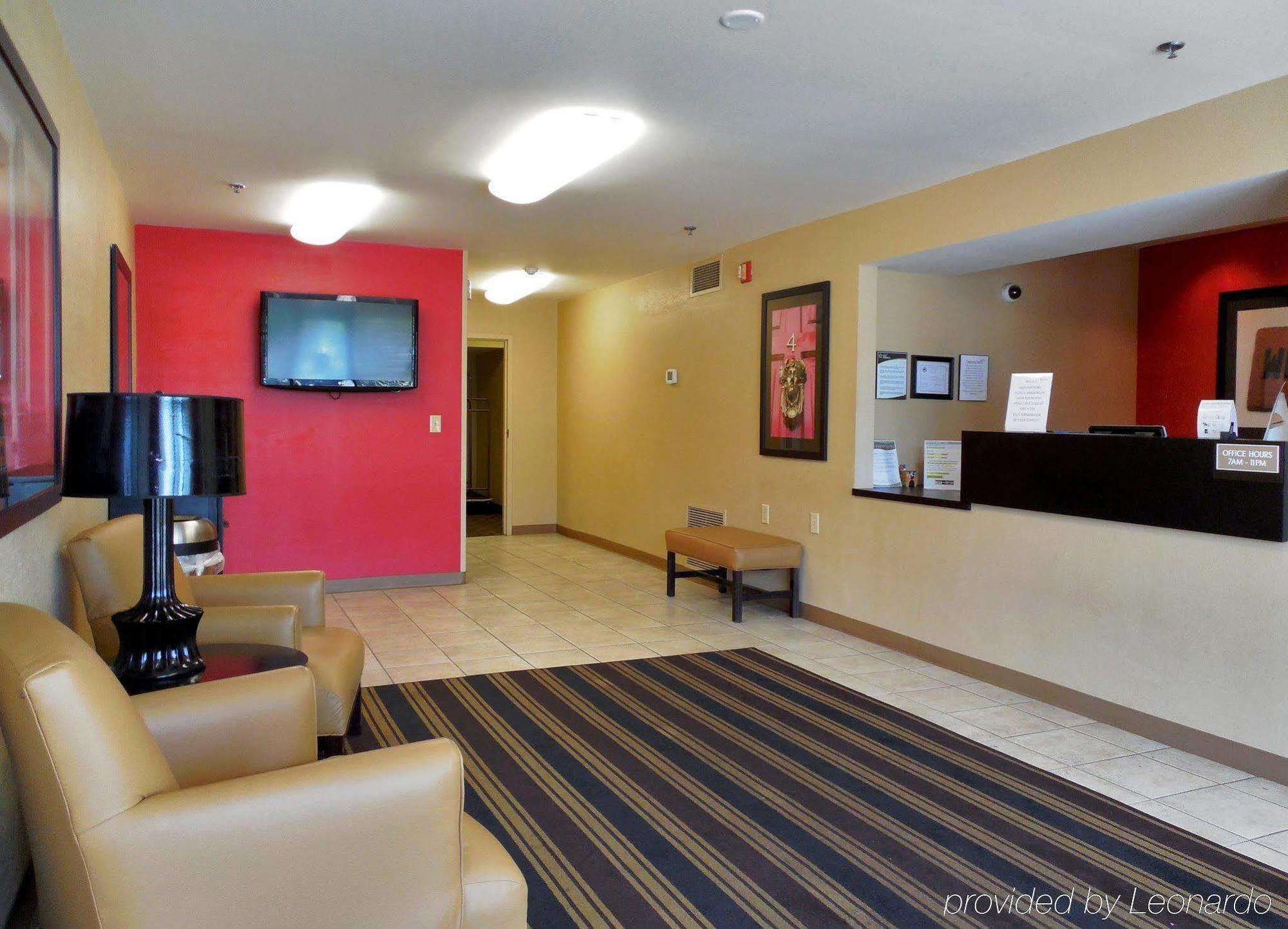 Extended Stay America Select Suites - Raleigh - Rtp - 4610 Miami Blvd Дърам Екстериор снимка